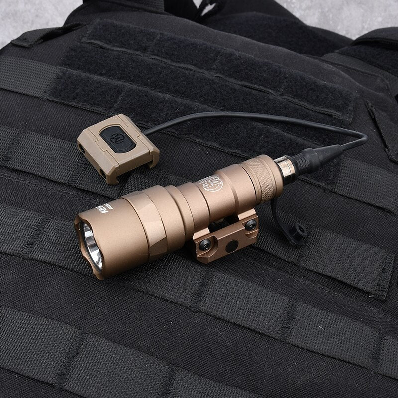 M300 - M600 Rifle Light + Activator (WADSN)